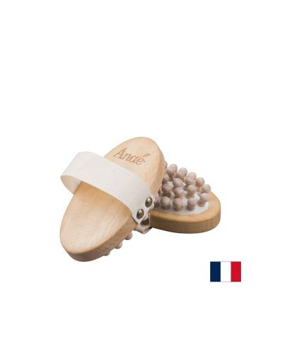 Антицелулитна масажна четка (р-р 13.5 см) от FSC сертифициран бук